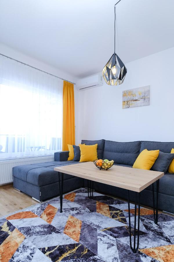 Sara Apartments Високо Экстерьер фото